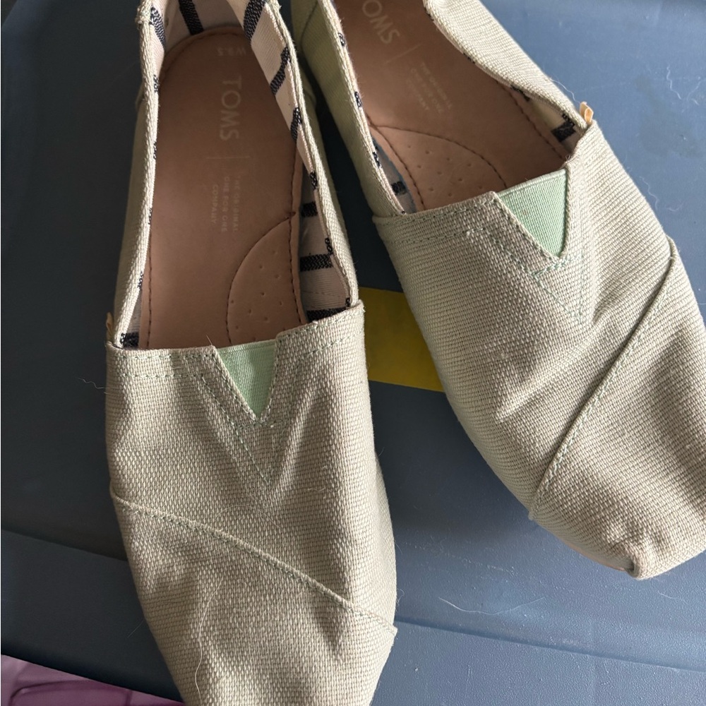 TOMS Women's Canvas Slip-On Shoes - Light Green